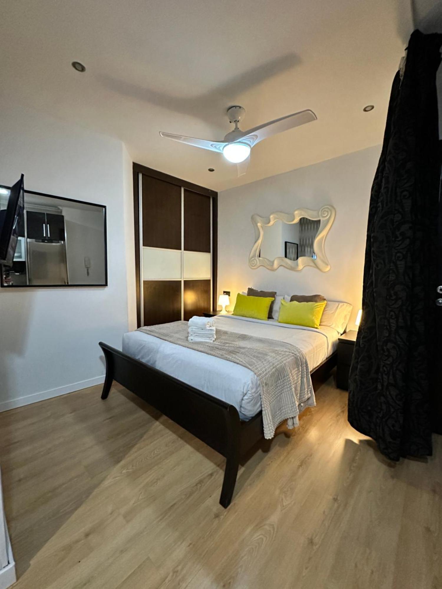 Carreteria Deluxe Apartman Málaga Kültér fotó